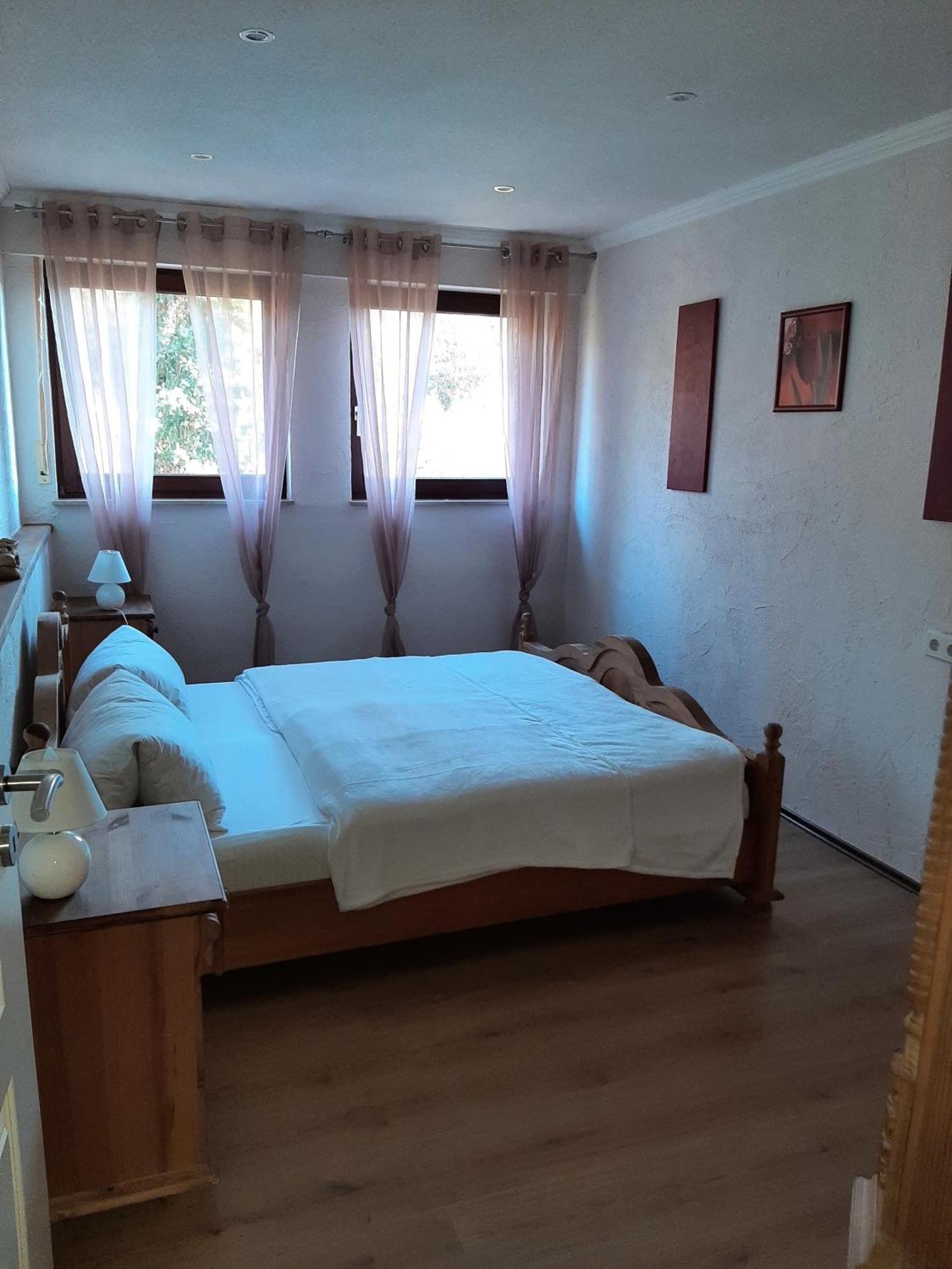 Ferienwohnung Bergblick ฮัลเลนแบร์ก ภายนอก รูปภาพ